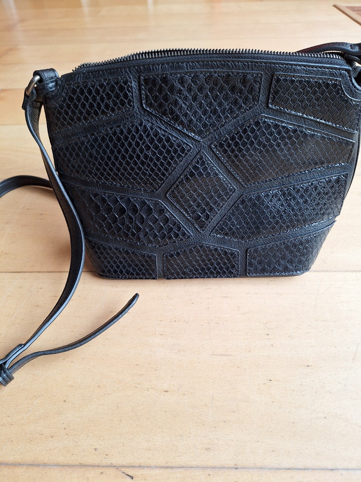 Mandoline Zwarte Tas met Krokodillenpatroon, Ophalen of Verzenden