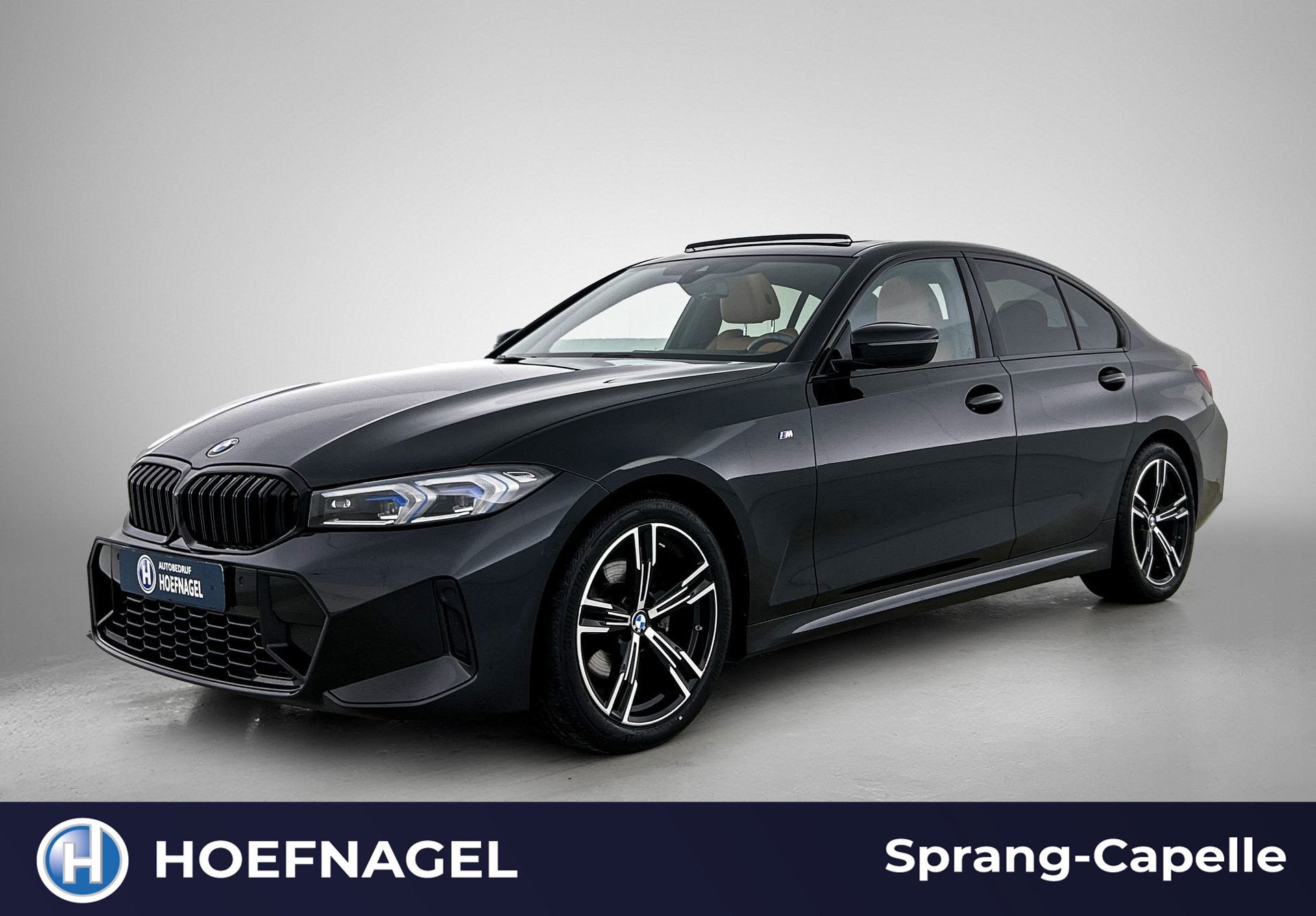 BMW 3-serie 320i M Sport | Schuifdak | Camera | HeadUp Displ, Auto's, Automaat, 1998 cc, Gebruikt, Beige