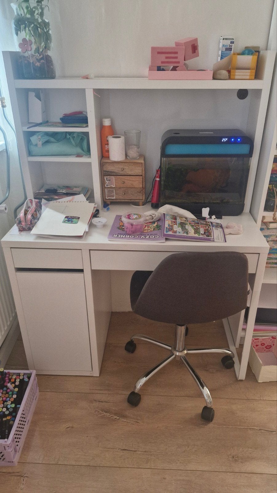 IKEA Micke Bureau met opbouwdeel (deels magnetisch), Ophalen