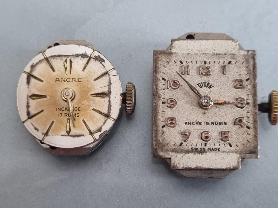 2 vintage Horloge Uurwerken  - Ancre Incalbloc & Gigal, Sieraden, Tassen en Uiterlijk, Overige merken, Overige materialen, Polshorloge