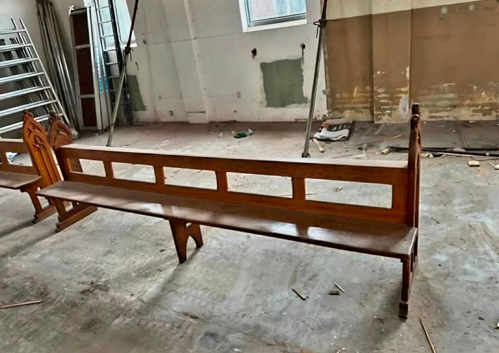 Antieke Eiken Kerkbank - Authentiek en Robuust, Antiek en Kunst, Ophalen