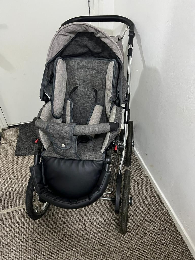 Kinderwagen Tutek Turran - Compleet met accessoires, Zo goed als nieuw, Combiwagen, Met reiswieg, Ophalen