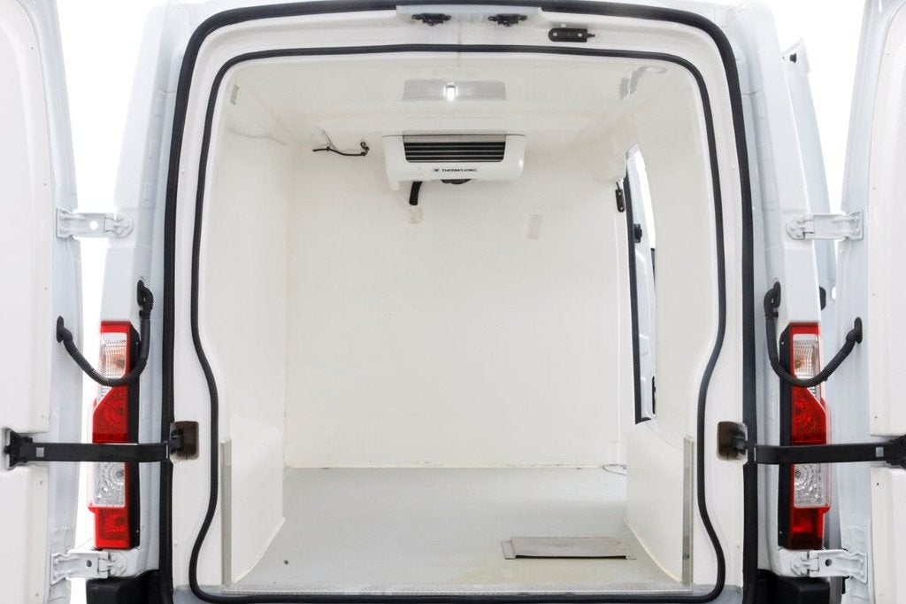 Nissan NV400 / Master 2.3 dCi 150pk L1H1 Automaat Koelwagen, Auto's, Gebruikt, Euro 6, 4 cilinders, 150 pk