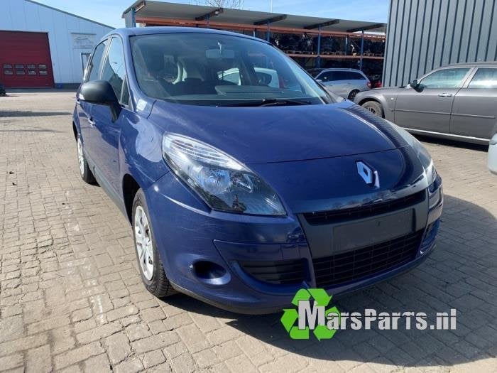 Carrosserie Hoek rechts-voor van een Renault Scenic, Auto-onderdelen, Gebruikt, -, Renault, -