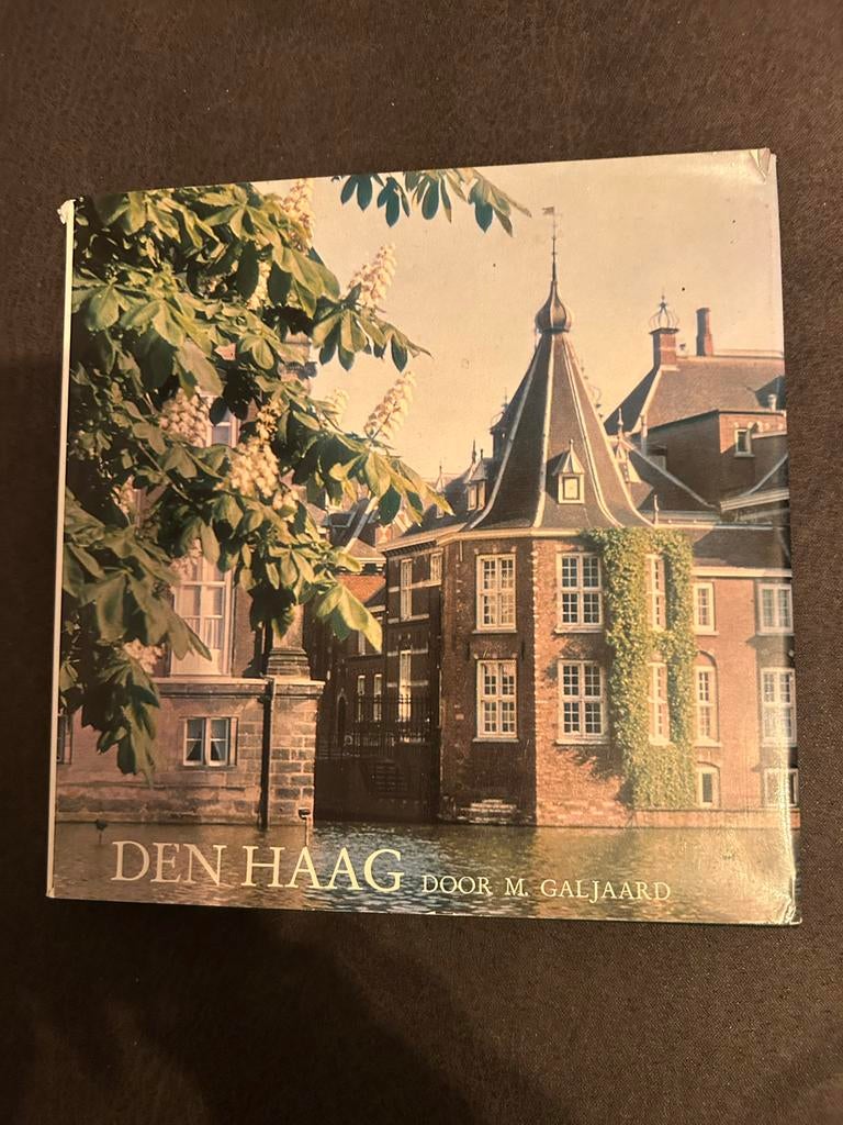 Den Haag - M. Galjaard, Ophalen of Verzenden, 20e eeuw of later, Zo goed als nieuw