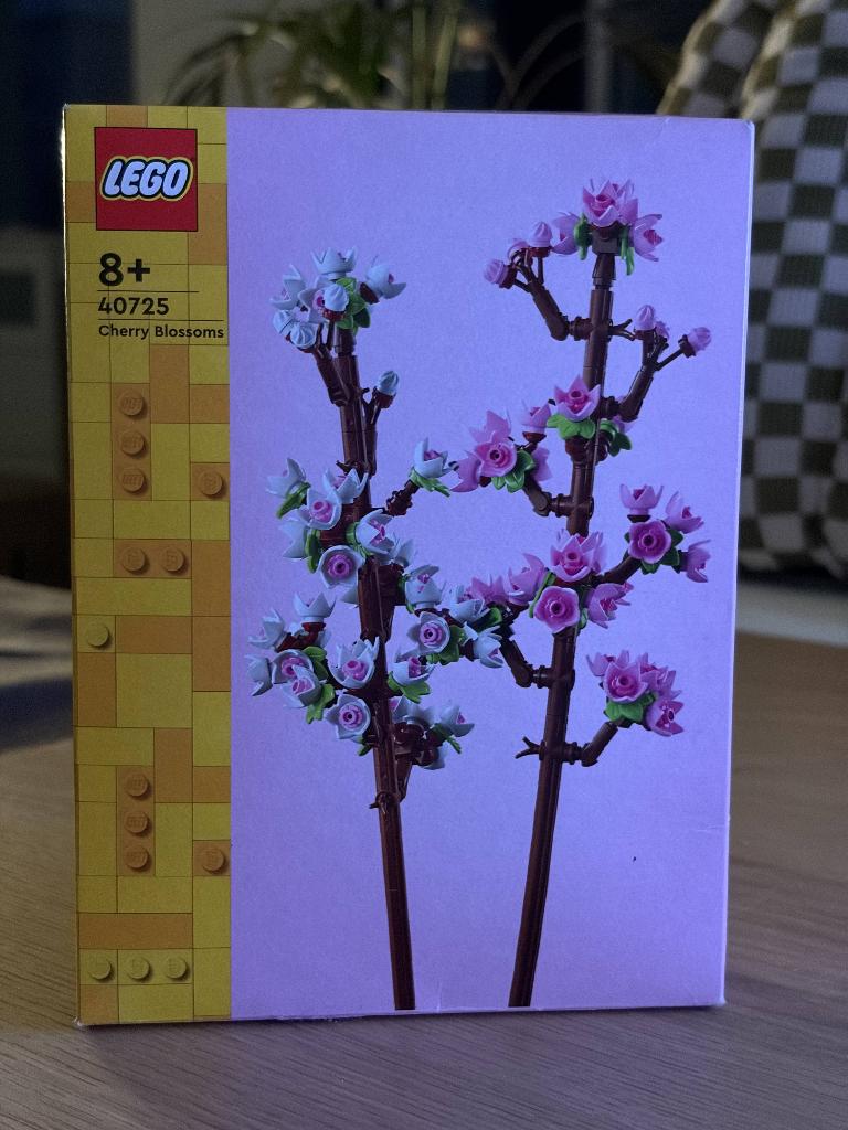 2x LEGO Cherry Blossoms #40725, Gebruikt, Lego, Overige typen, Compleet