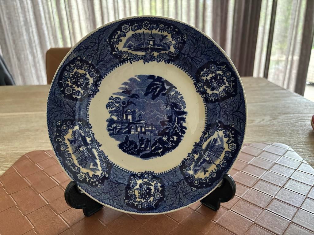Delftsblauw bord Petrus Regout Maastricht, Ophalen of Verzenden