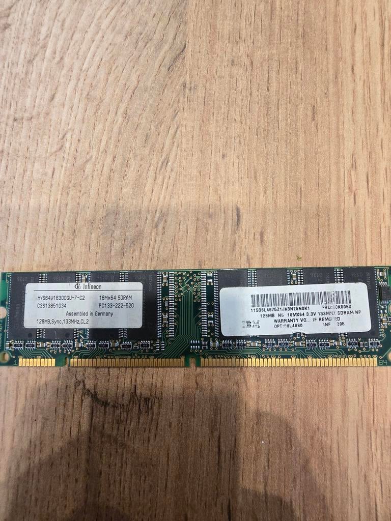 128MB PC133 SDRAM Geheugenmodule, Computers en Software, RAM geheugen, Ophalen of Verzenden, DDR, Desktop, Gebruikt