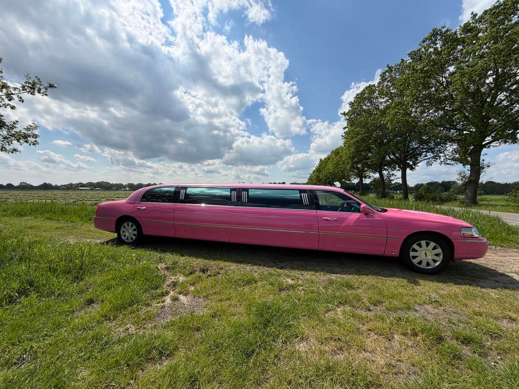 Limousine. Lincoln Town CAR limousine, Auto's, Ford, Particulier, Sedan, Geïmporteerd, Wit, Ophalen