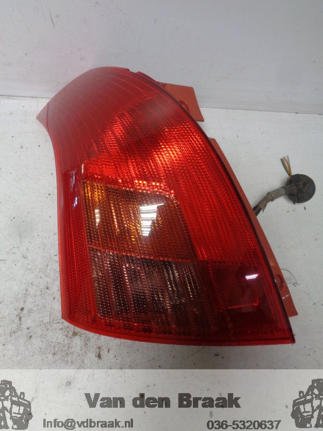 Suzuki Swift 2005-2007 Achterlicht links, Gebruikt, -, Herkomst onderdeel bekend, -