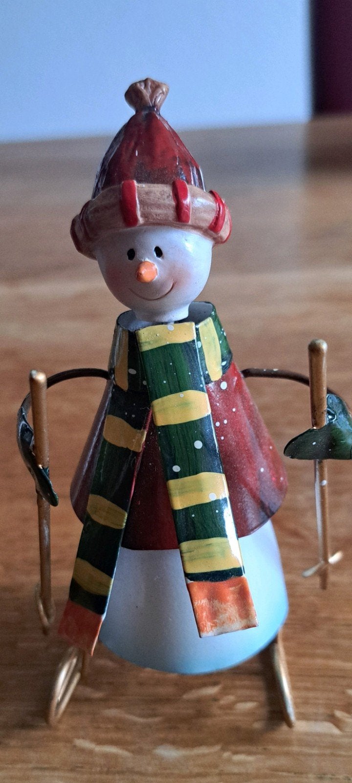 Sfeervolle Kerstversiering skiënde sneeuwpop, Diversen, Ophalen of Verzenden, Zo goed als nieuw