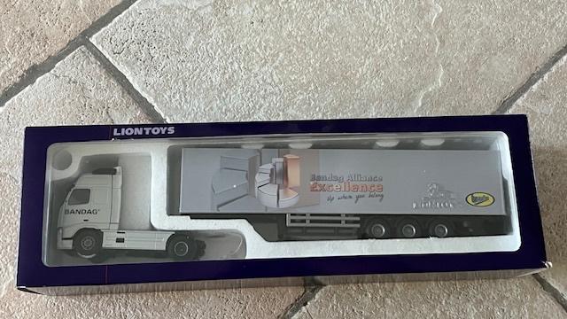 Schaalmodel, miniatuur Volvo 1:50 Bridgestone, Hobby en Vrije tijd, Modelauto's | 1:50, Ophalen of Verzenden, Nieuw, Bus of Vrachtwagen