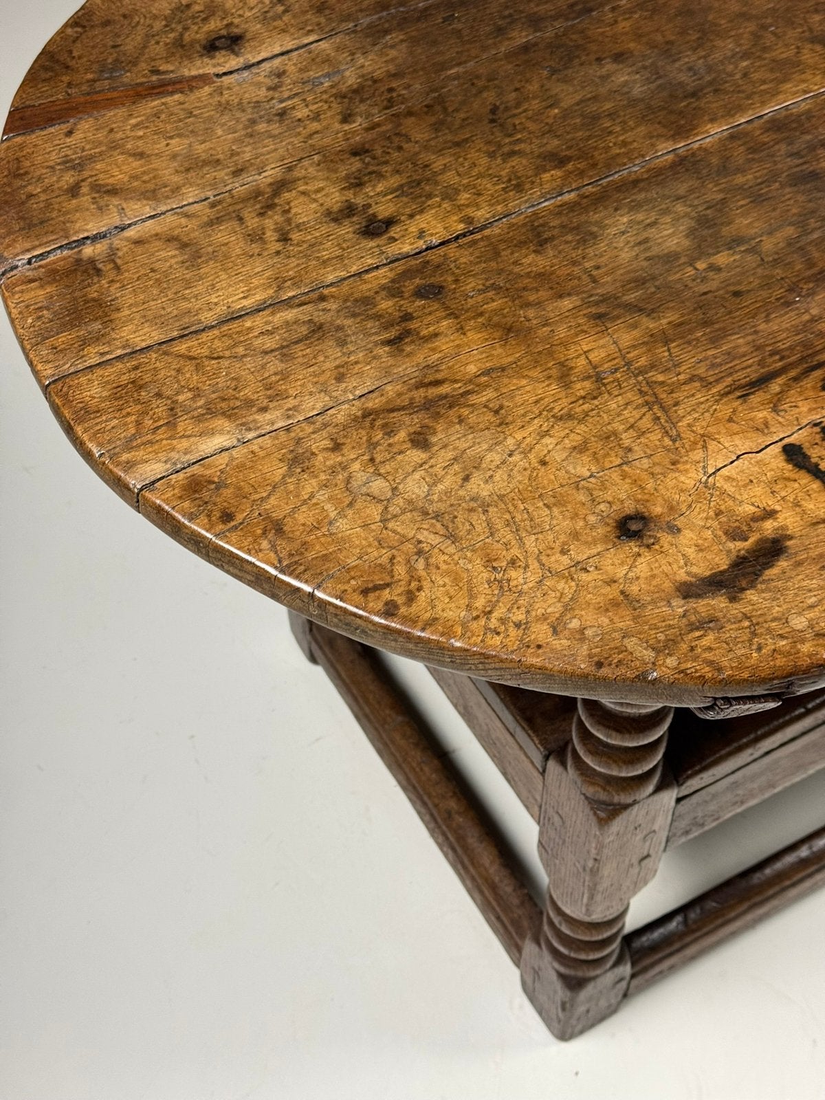 Engelse monk chair table 18e eeuw, Ophalen