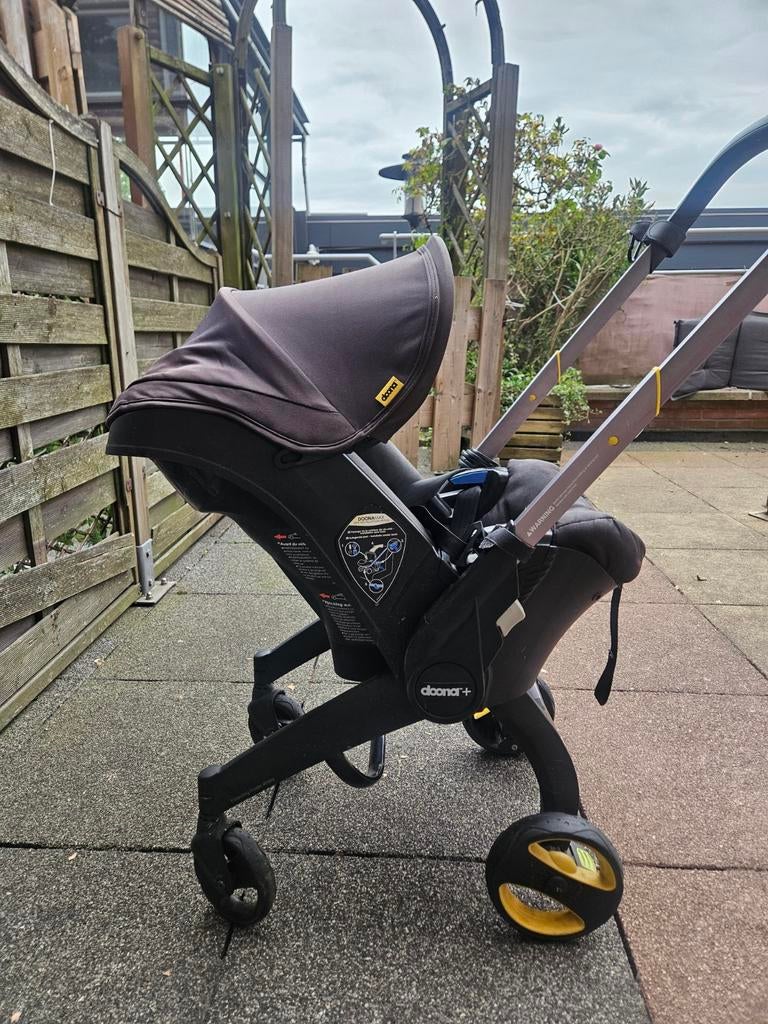 Doona 2-in-1 Kinderwagen & Maxi-Cosi - Gemak & Veiligheid, Gebruikt, Ophalen of Verzenden, Combiwagen, Met autostoeltje