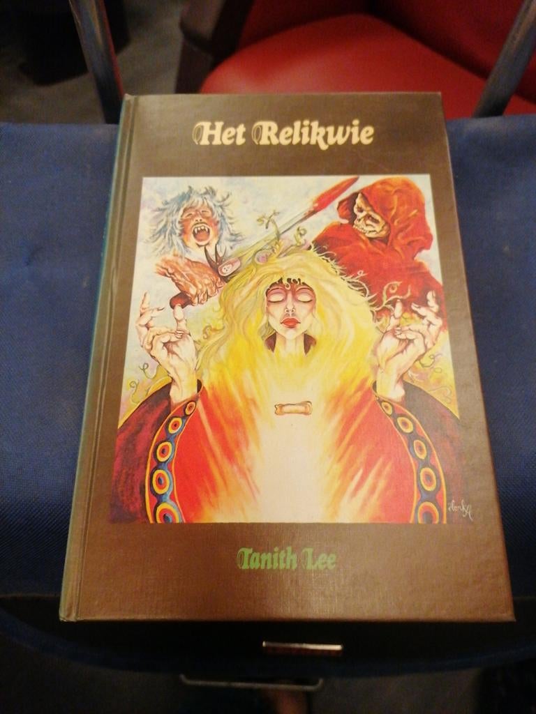 Het Relikwie - Tanith Lee, Ophalen of Verzenden, Gelezen, Tanith Lee