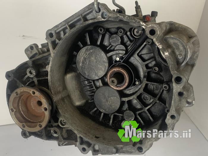 Versnellingsbak van een Volkswagen Golf, Gebruikt, -, Volkswagen, -