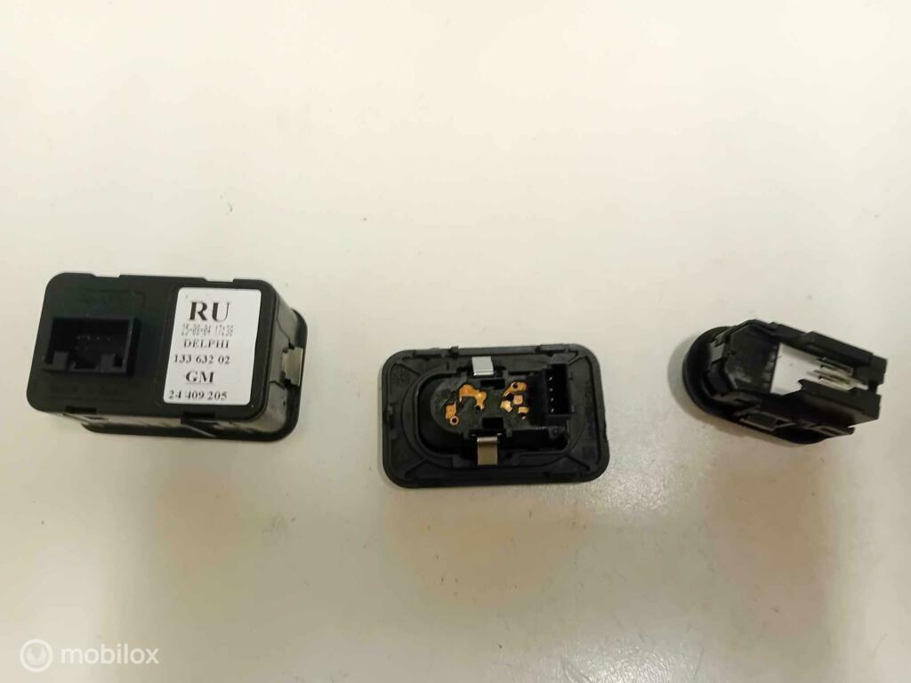 Raamschakelaar Opel Meriva 13156049 13363202, Ophalen of Verzenden, Gebruikt