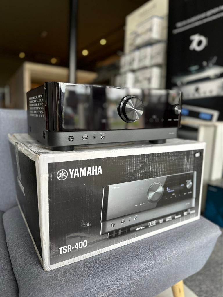 Yamaha TSR-400 versterker, Audio, Tv en Foto, Versterkers en Receivers, Yamaha, Ophalen of Verzenden, Zo goed als nieuw, 120 watt of meer