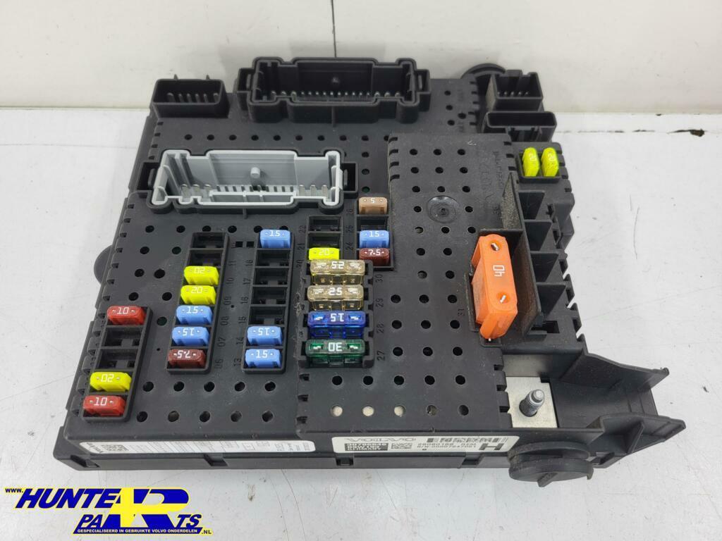 REM-module Volvo V70/XC70/S60/XC90 ('05-'14) 30786646, Ophalen of Verzenden, Gebruikt, Volvo
