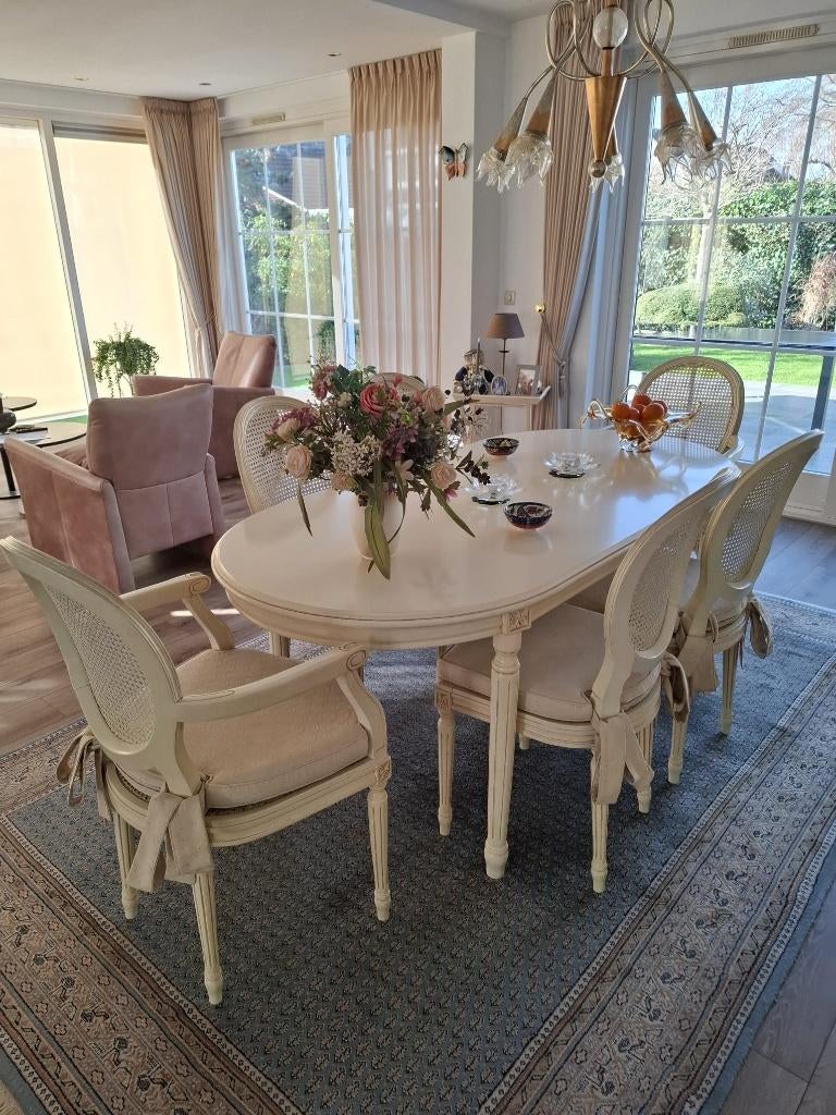 Lodewijk de 16e tafel en 6 stoelen, Ophalen