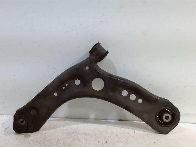 Draagarm links voor Seat Leon, Auto-onderdelen, Onderdelen@venauto.nl, Van der Ven Autorecycling B.V., Gebruikt, Ettenseweg 76, 4706 PB Roosendaal, The Netherlands