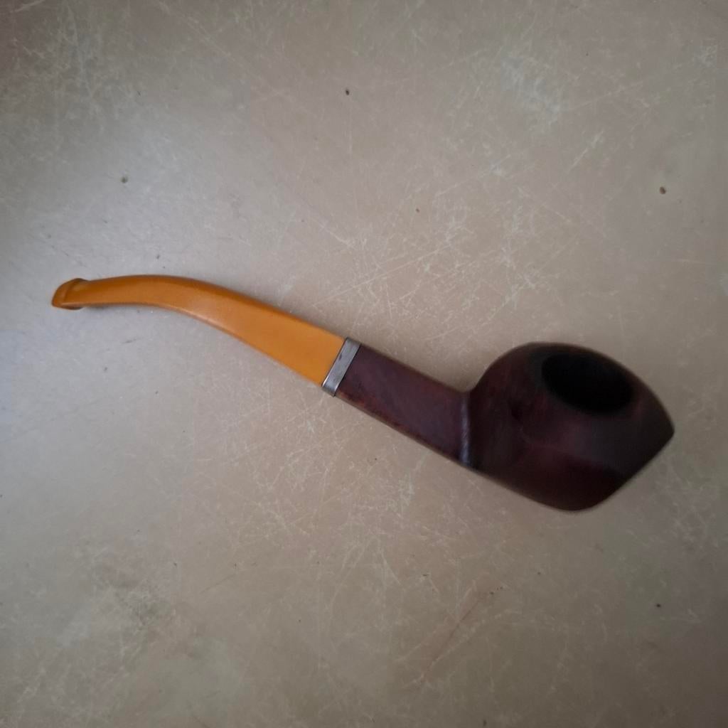 Gebruikte pijpen, twee stuks w.o zgn botpijp, Ophalen of Verzenden, Gebruikt, (Water)pijp