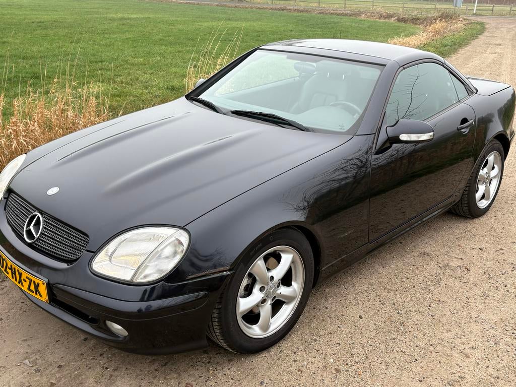 Mercedes-Benz Final Edition SLK 200 Kompr. AUT.  2002, Auto's, Automaat, 1998 cc, Achterwielaandrijving, Zwart