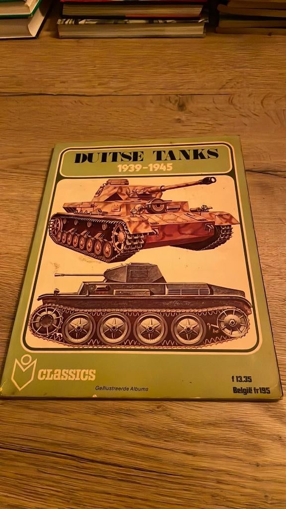 Duitse tanks 1939-1945 (Boek WW2), Ophalen, Tweede Wereldoorlog, Zo goed als nieuw, Landmacht