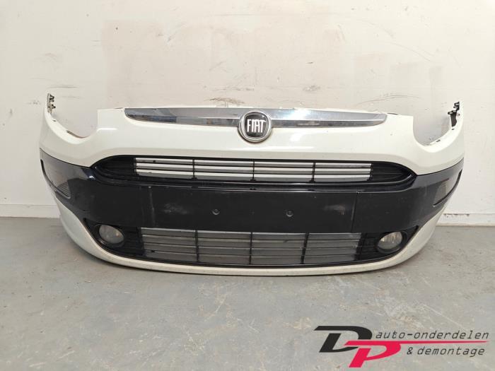 Voorbumper van een Fiat Punto (296A), Gebruikt, -, -, Ophalen of Verzenden