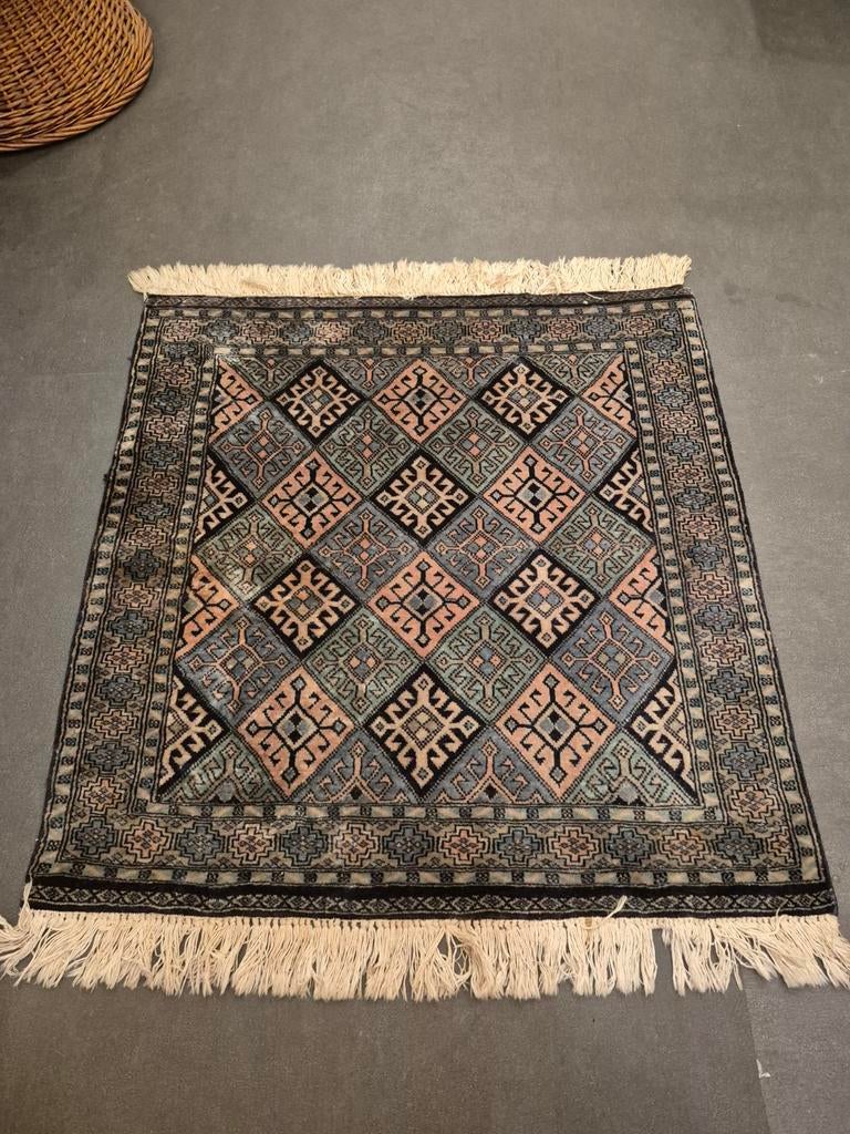 Klein Oosters Vloerkleed - Geen Beschadiging, Minder dan 50 cm, Grijs, Vierkant, Minder dan 50 cm