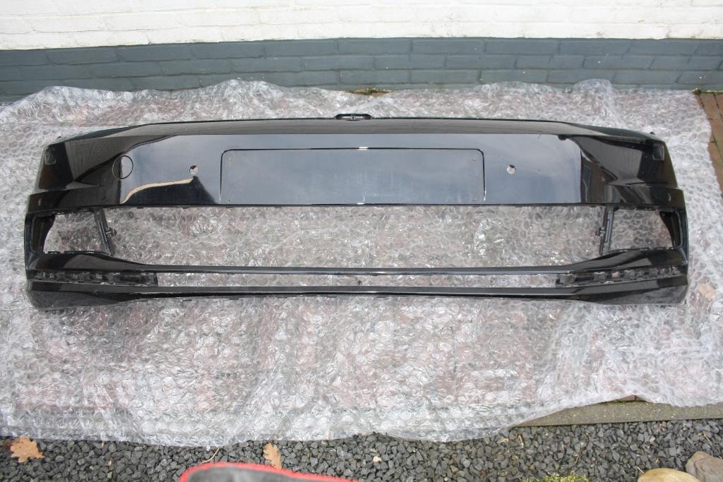 Voorbumper VW Touran + PDC + KLS Origineel ! MOOI !, Ophalen of Verzenden, Gebruikt, Volkswagen