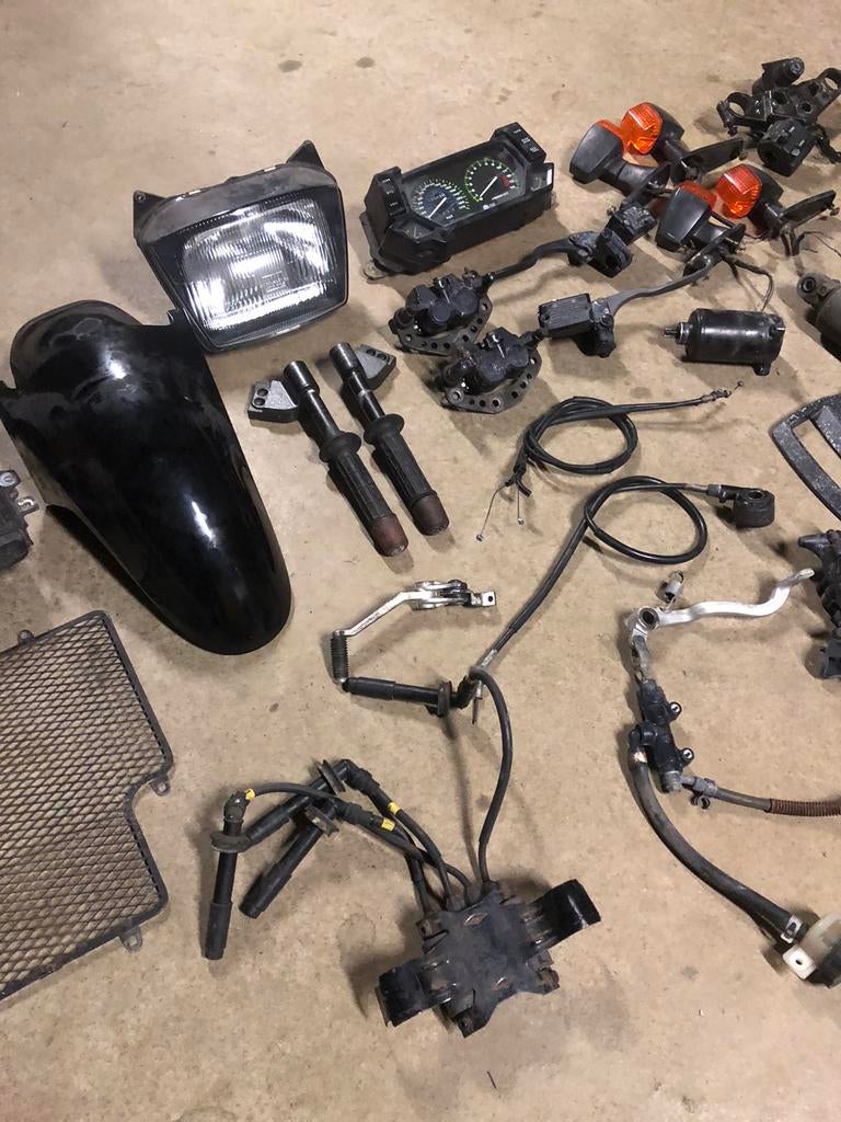 Diverse onderdelen Kawasaki GPX 750 R, Motoren, Onderdelen | Kawasaki, Gebruikt, ., Ophalen of Verzenden, .