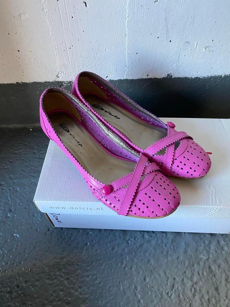 Roze leren damespumps, klein hakje, maat 37, Ophalen of Verzenden, Zo goed als nieuw, Roze