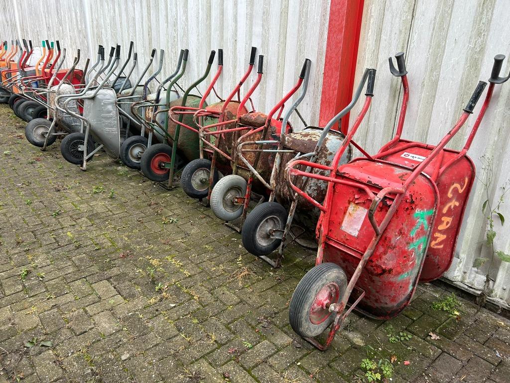 Kruiwagen/krui wagen/kruiwagens 80L gebruikt, Tuin en Terras, Kruiwagens, Ophalen, Gebruikt, Handmatig, Eenwielig