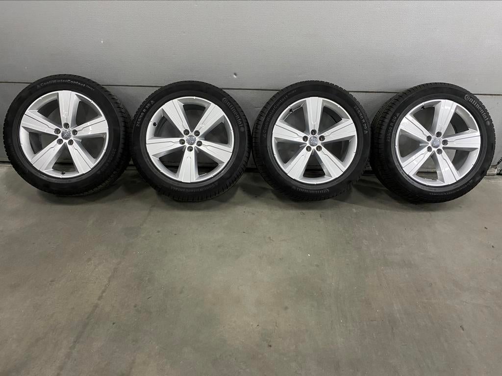 Winterset Audi Q7 Continental RONAL nieuw!, Ophalen, Gebruikt, 255 mm, Banden en Velgen