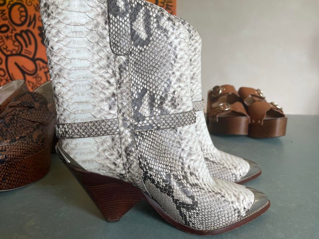 Isabel Marant Sneak Leather Boots mt 41, Overige kleuren, Lage of Enkellaarzen, Ophalen of Verzenden, Zo goed als nieuw