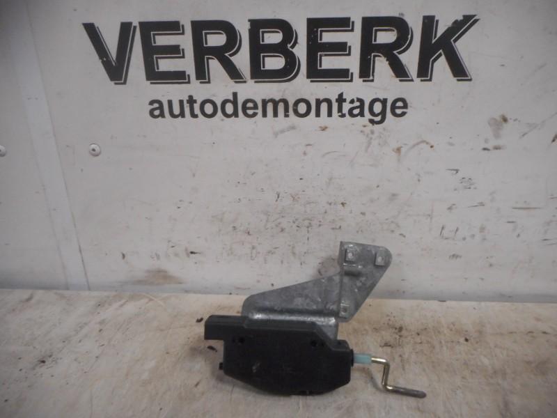 Centrale Vergrendeling Tankklep Opel Senator B 90247273BA, Auto-onderdelen, Gebruikt, Bahnhofsplatz, Rüsselsheim am Main 65423, , Duitsland