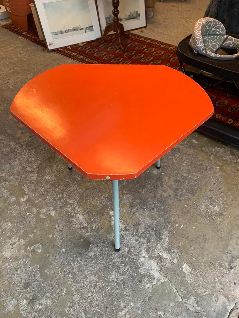 Vintage tafeltje Wim Rietveld Auping uit de jaren 50., Ophalen of Verzenden, Minder dan 55 cm, 45 tot 60 cm