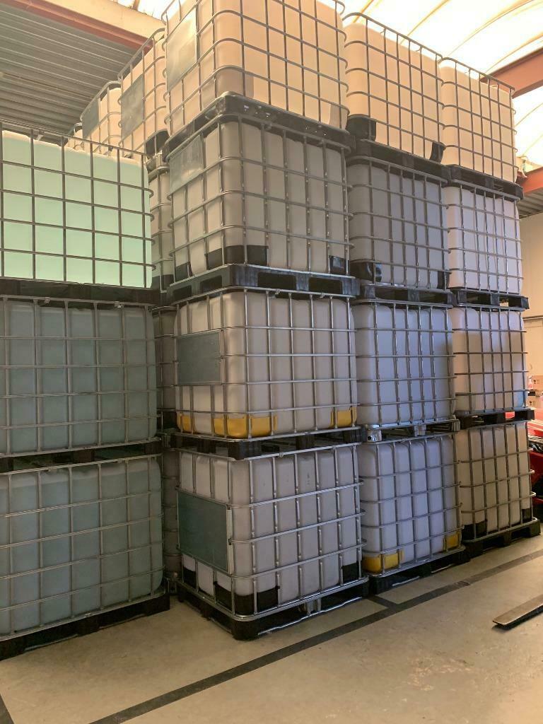 IBC  containers 1000 liter   €  75,00 excl. btw., Ophalen
