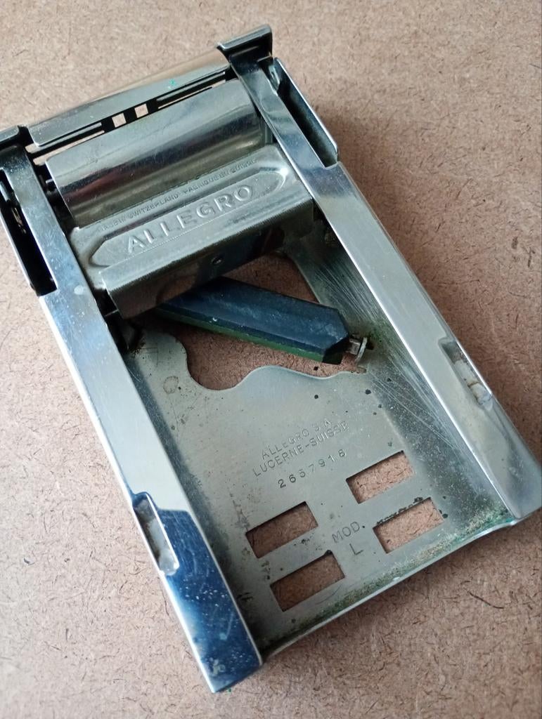 Antieke scheermesjes slijper, Antiek en Kunst, Antiek | Gereedschap en Instrumenten, Ophalen of Verzenden