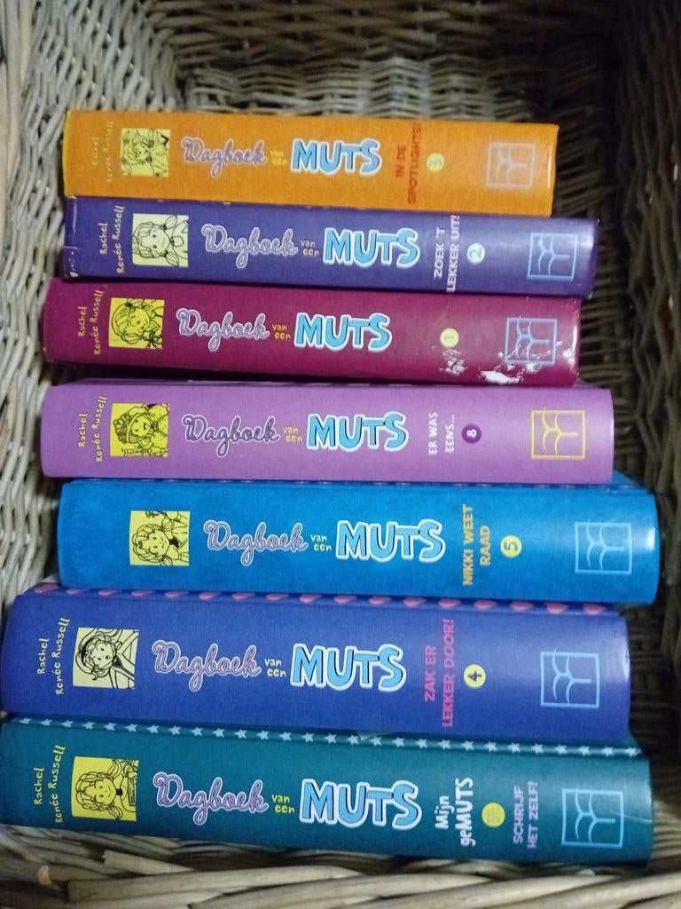 Muts boeken..z.g.a.n, Ophalen of Verzenden, Zo goed als nieuw