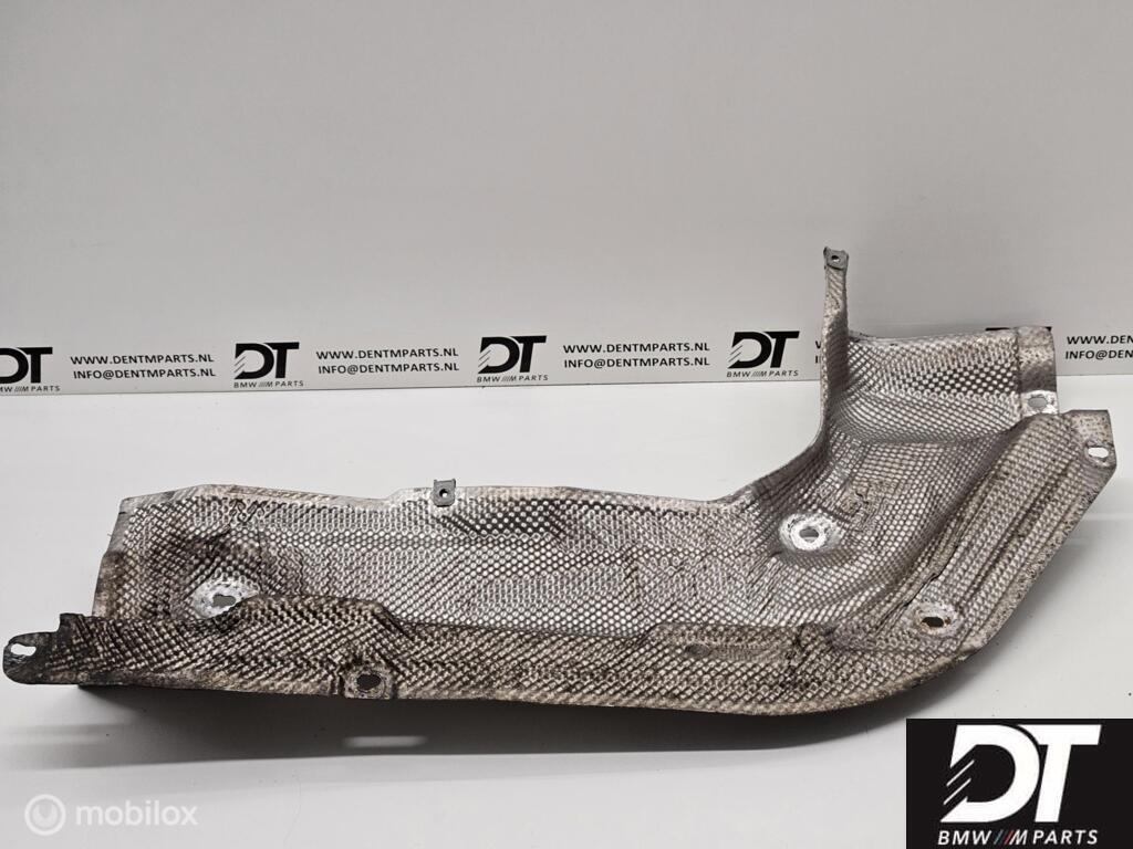 Hitteschild uitlaat rechts voor BMW M5 E60 51487896854, Gebruikt, Ophalen of Verzenden, BMW, BMW