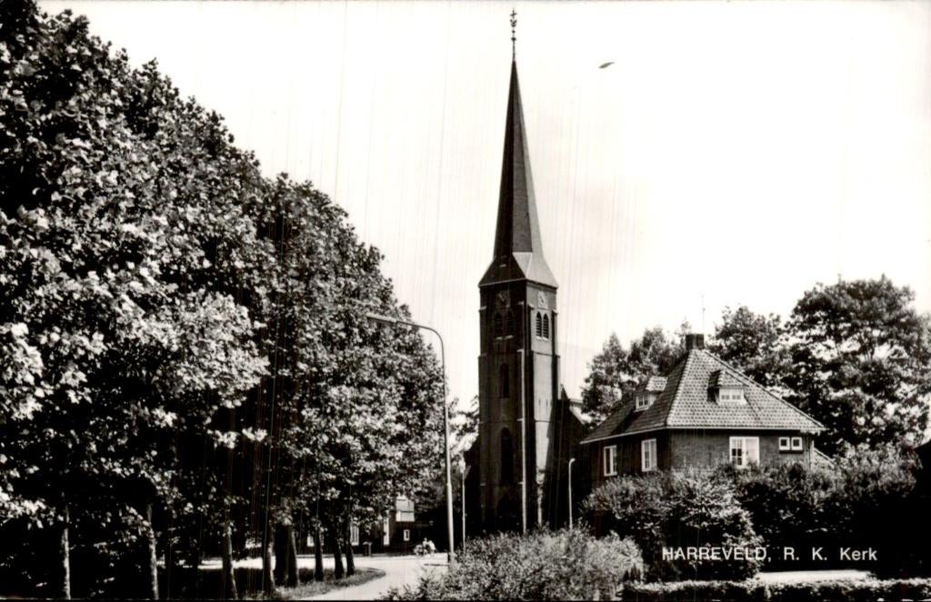 Harreveld - R. K. Kerk - Toren, Verzamelen, Ansichtkaarten | Nederland, Ophalen of Verzenden, 1960 tot 1980, Gelopen, Gelderland