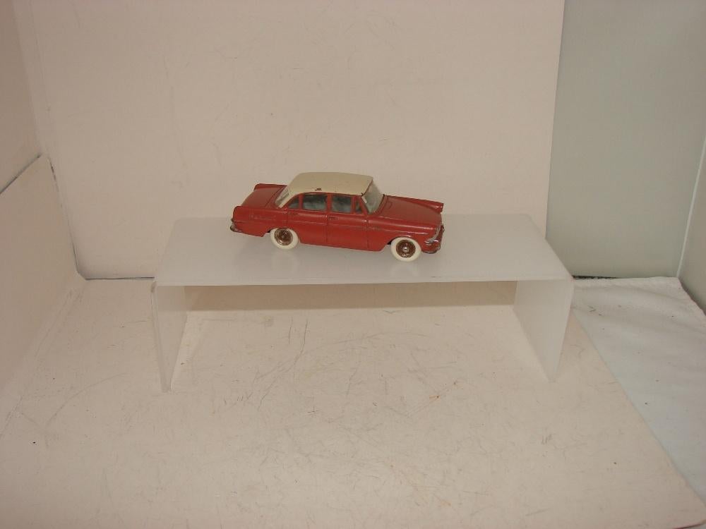Franse dinky toys 554 Opel Rekord uit 1961, Hobby en Vrije tijd, Modelauto's | 1:43, Ophalen of Verzenden, Zo goed als nieuw, Auto