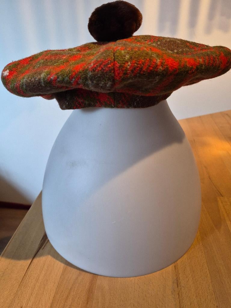 Gevoerde wollen baret als nieuw, Ophalen of Verzenden, Nieuw