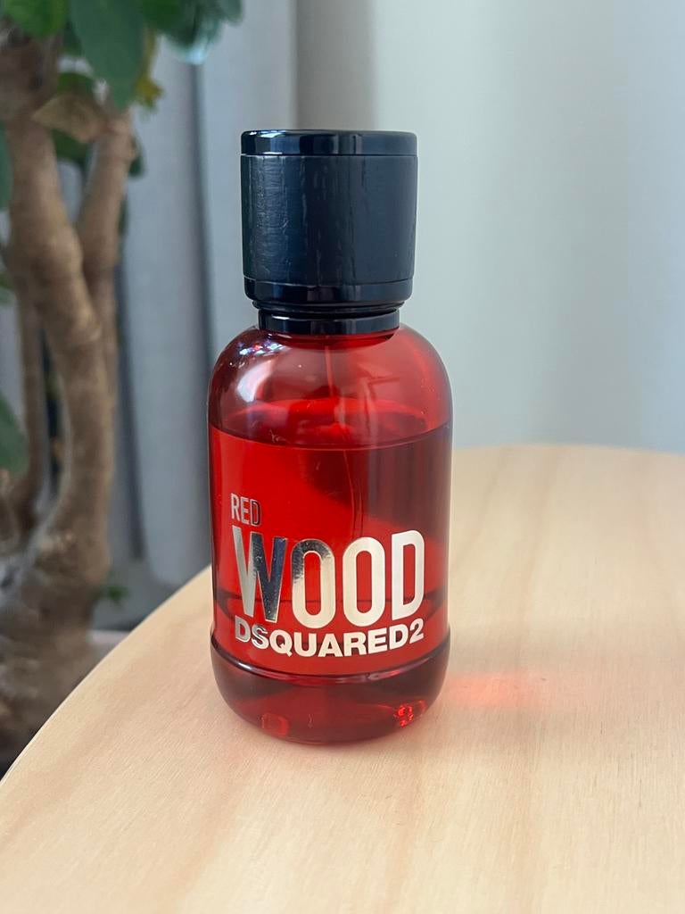 Red Wood Eau de Toilette 50 ml van Dsquared2, Ophalen of Verzenden, Zo goed als nieuw