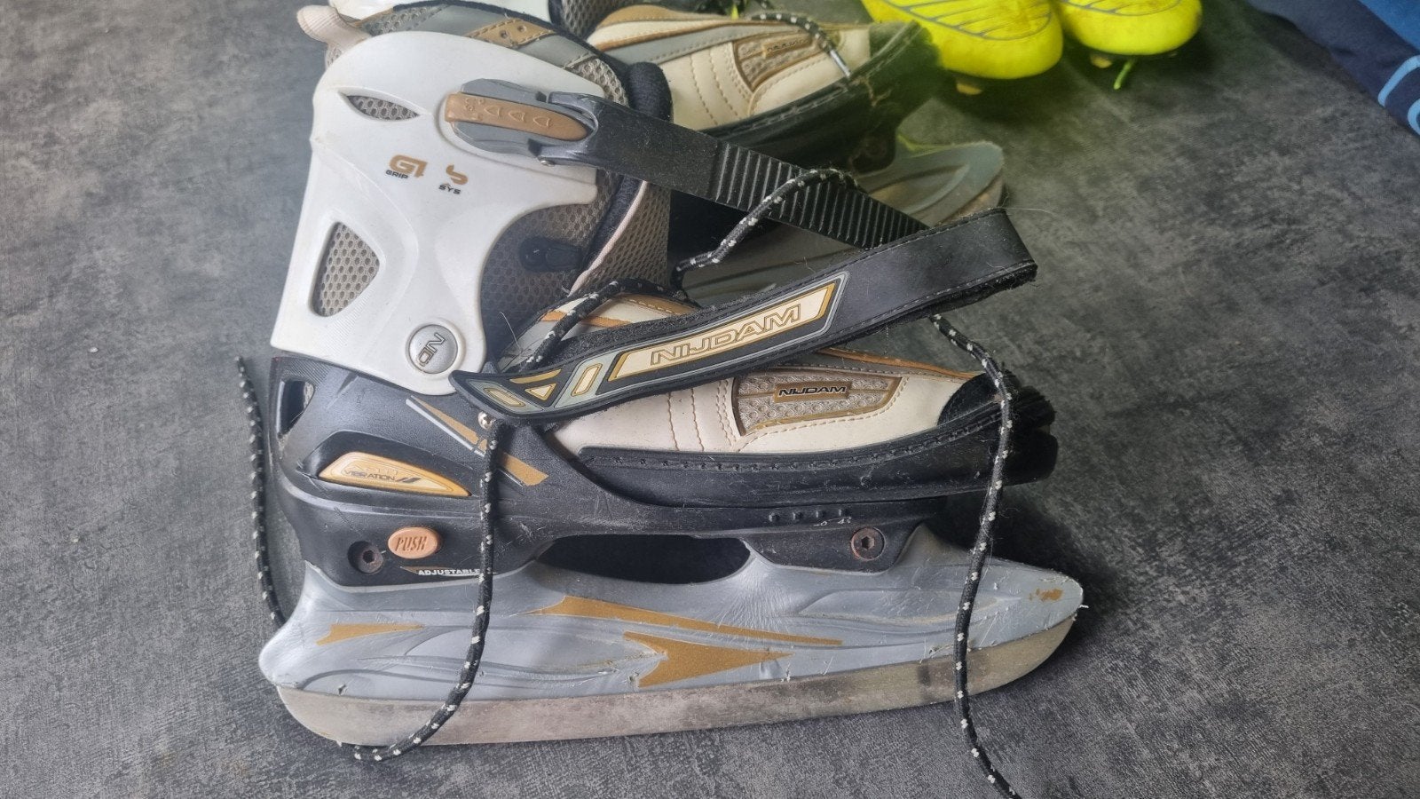 Nijdam verstelbare schaatsen maat 38-41, Ophalen