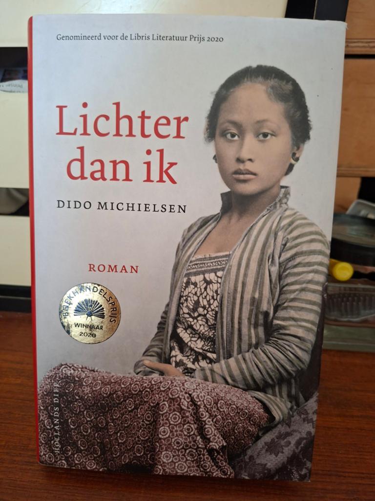 Dido Michielsen - Lichter dan ik  hardcover, Boeken, Verzenden, Zo goed als nieuw, Dido Michielsen