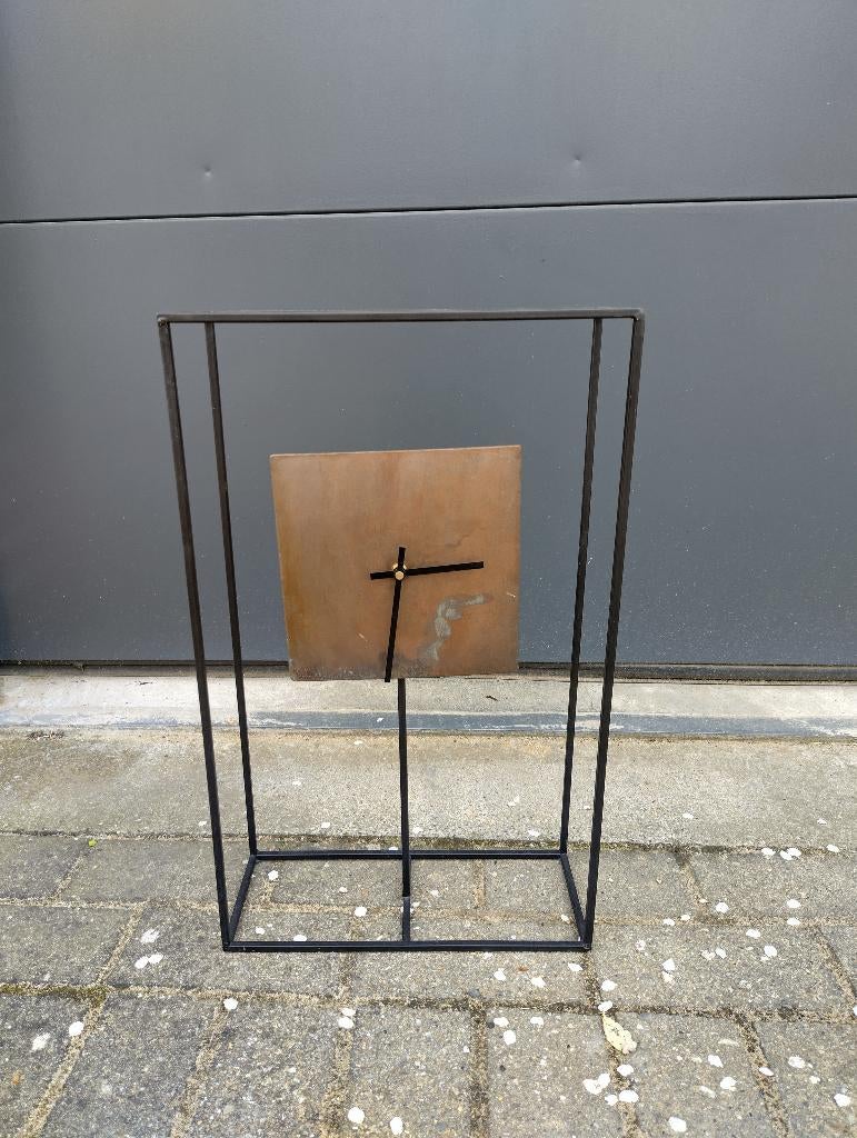 Klok, Ophalen, Staande klok