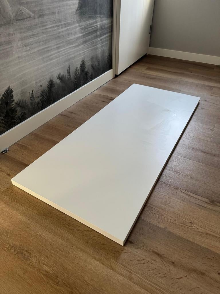 Lagkapten bureau met Adils poot, Ophalen
